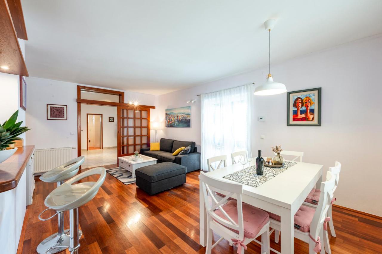 Apartment Miljas 察夫塔特 外观 照片